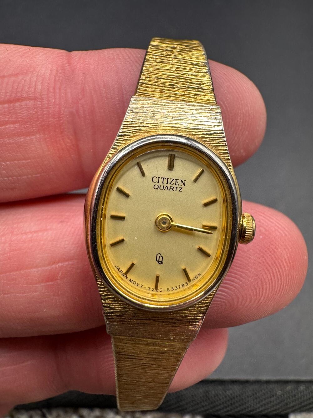 Citizen Elegant Women 3220-S16598 Dress Gold Tone Oval 16mm Quartz Watch 15mm